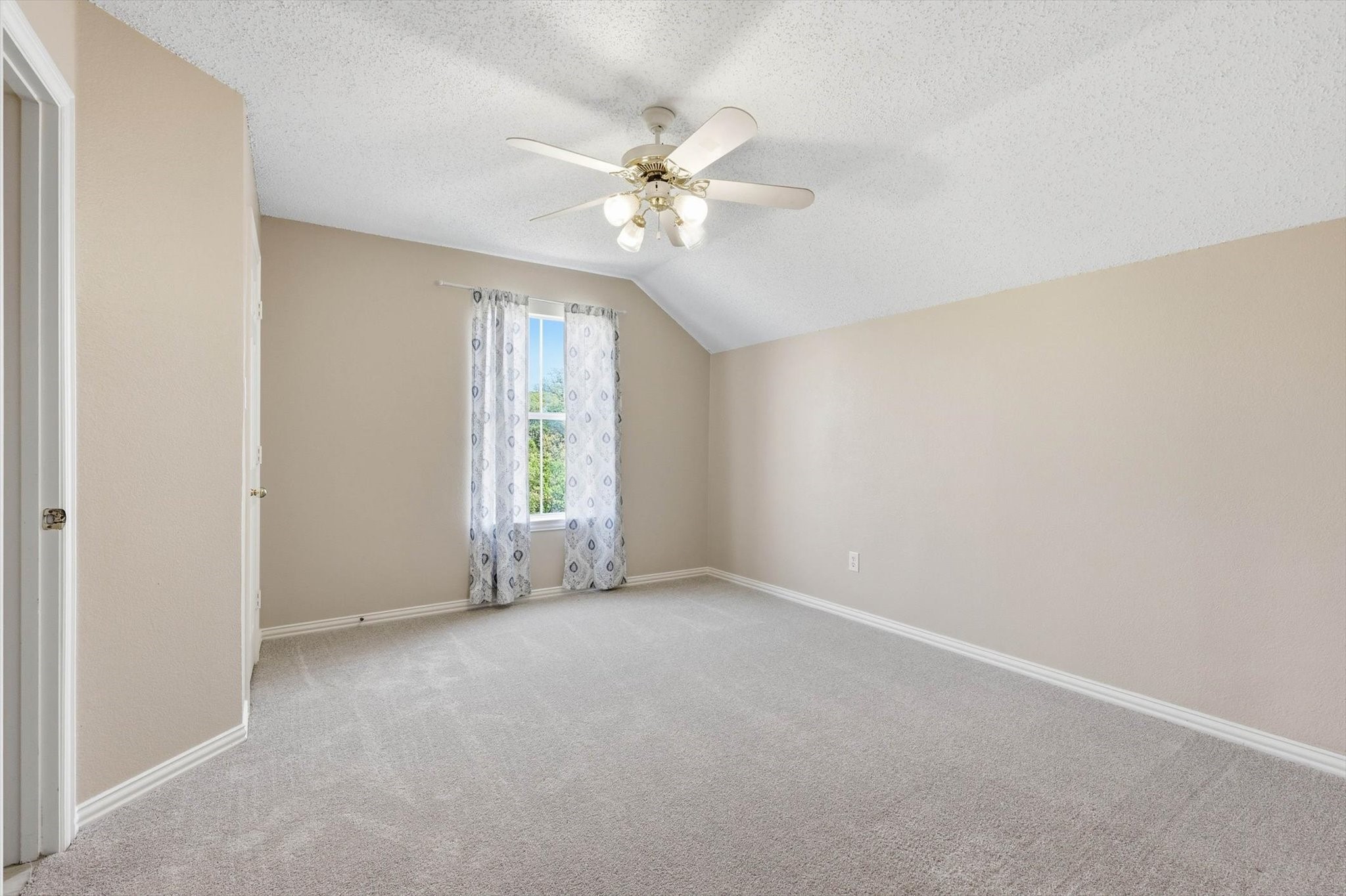 3013 Creek Haven Drive Highland Village TX 75077