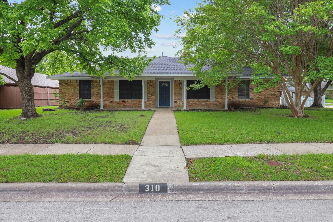 310 Kingsbridge Drive Garland TX 75040