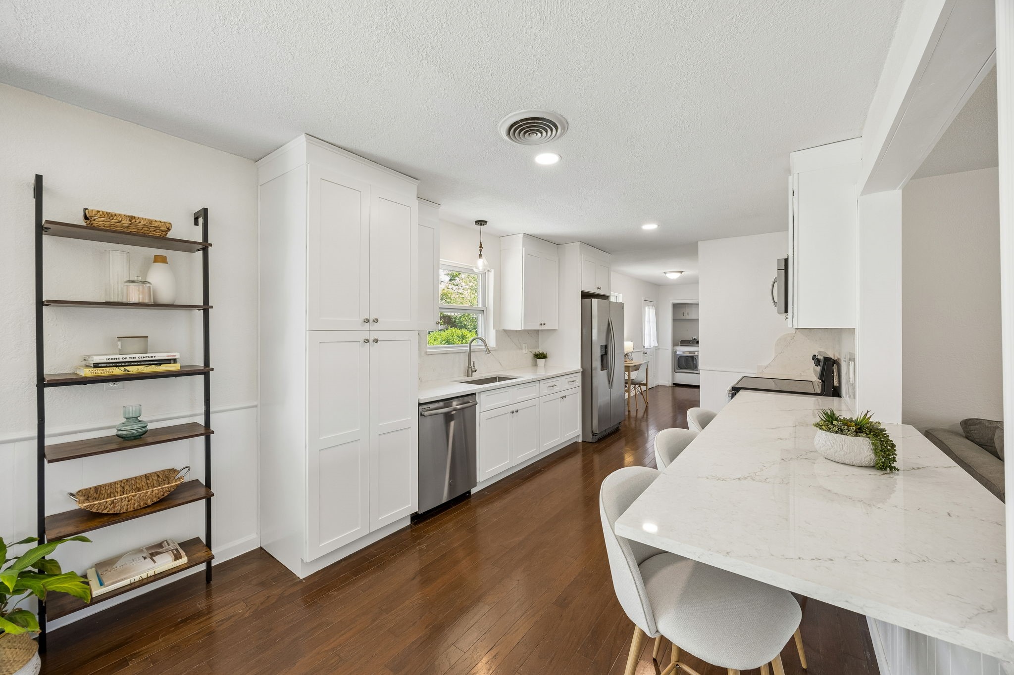 721 Danish Drive Grand Prairie TX 75050