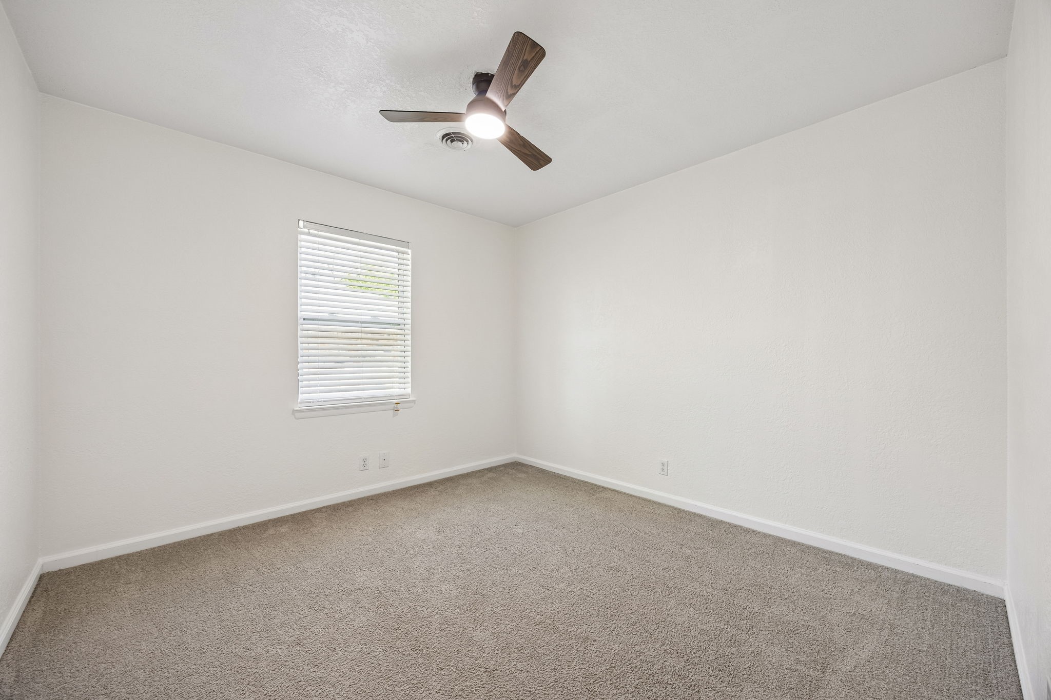 721 Danish Drive Grand Prairie TX 75050