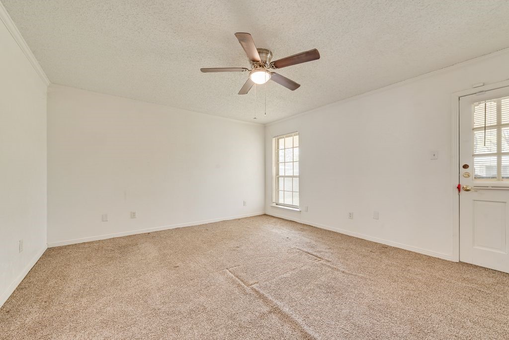 1038 Florence Drive Duncanville TX 75116