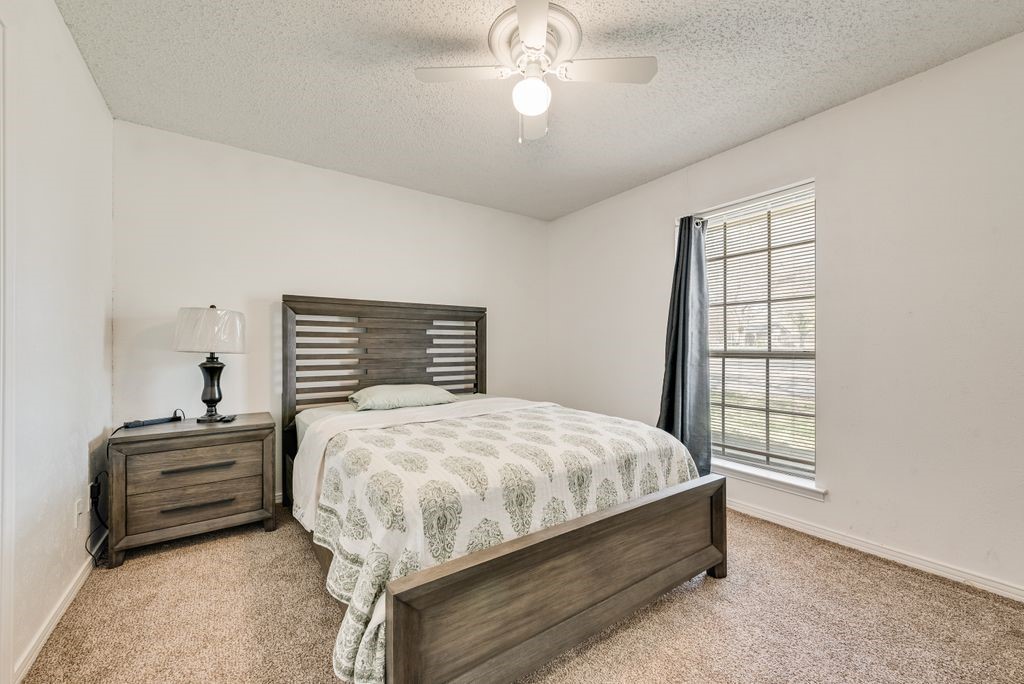 1038 Florence Drive Duncanville TX 75116