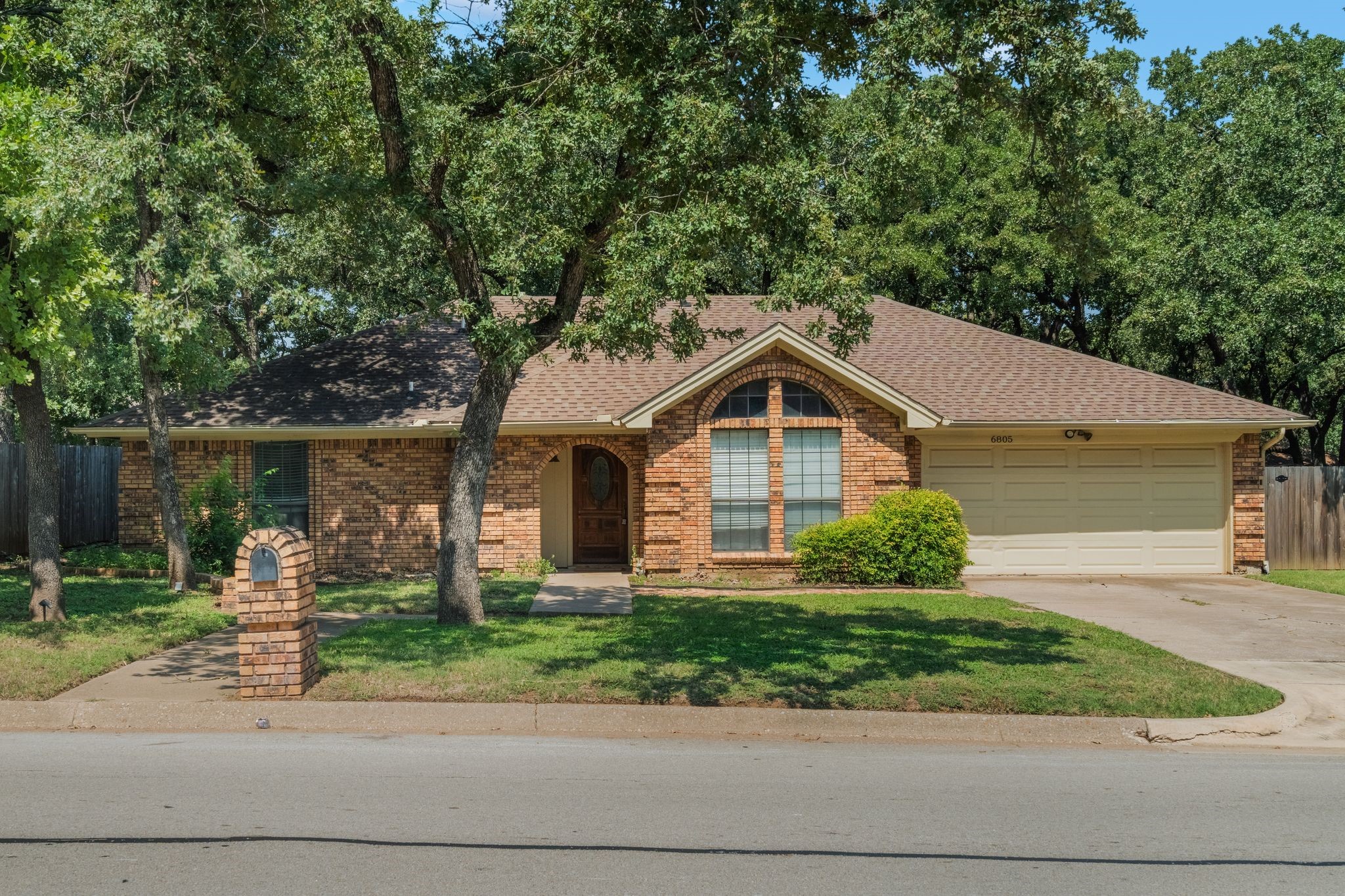 6805 Starnes Road North Richland Hills TX 76182