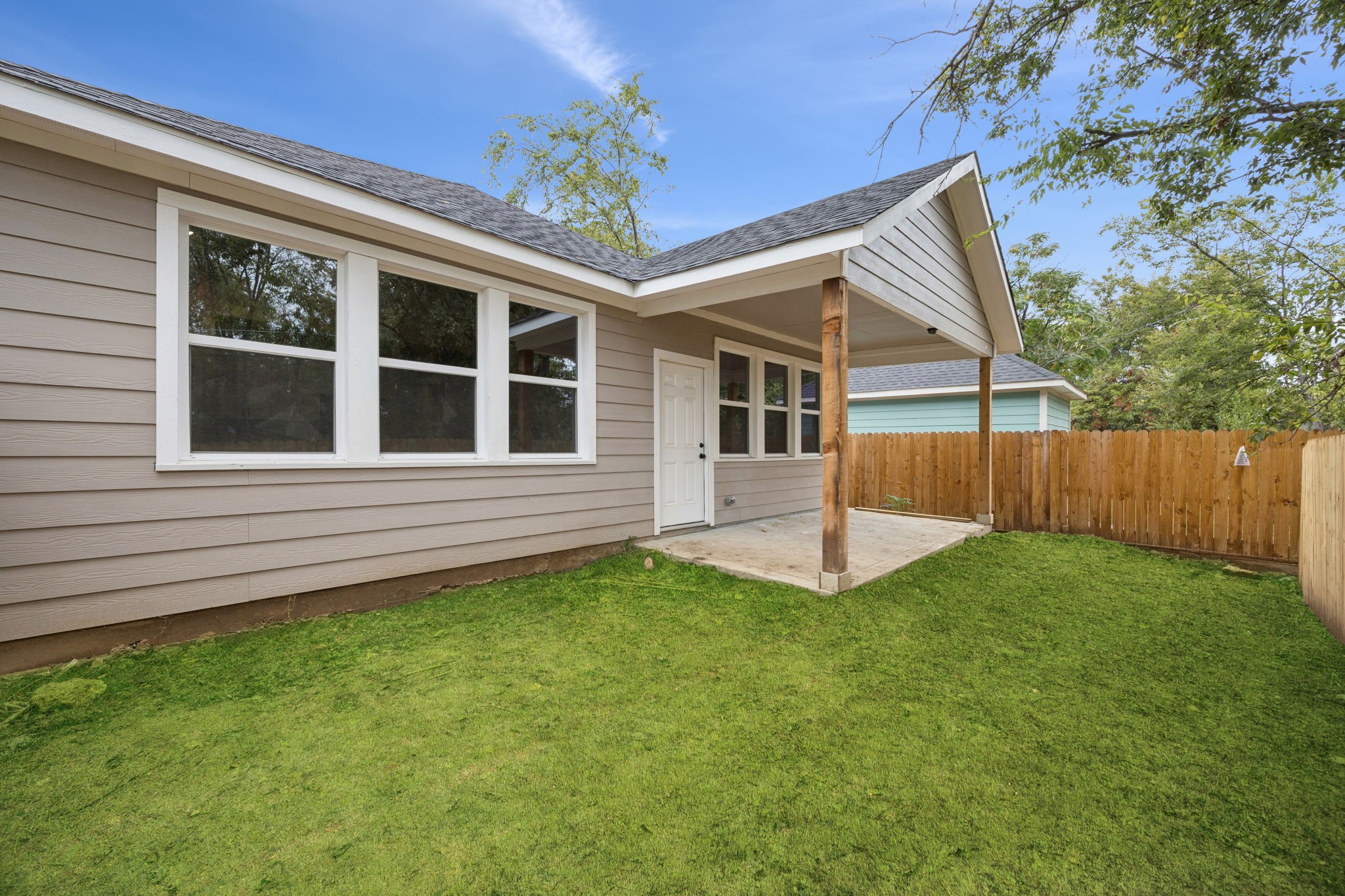 1116 E Pulaski Street Fort Worth TX 76104