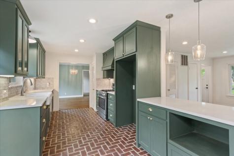 425 White Hall Road Woodway TX 76712