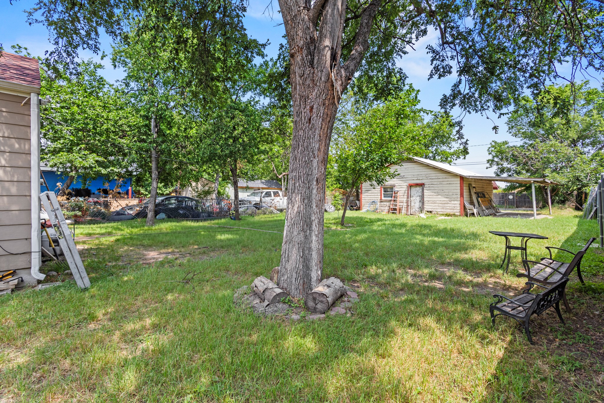 2006 Fort Worth Street Grand Prairie TX 75050
