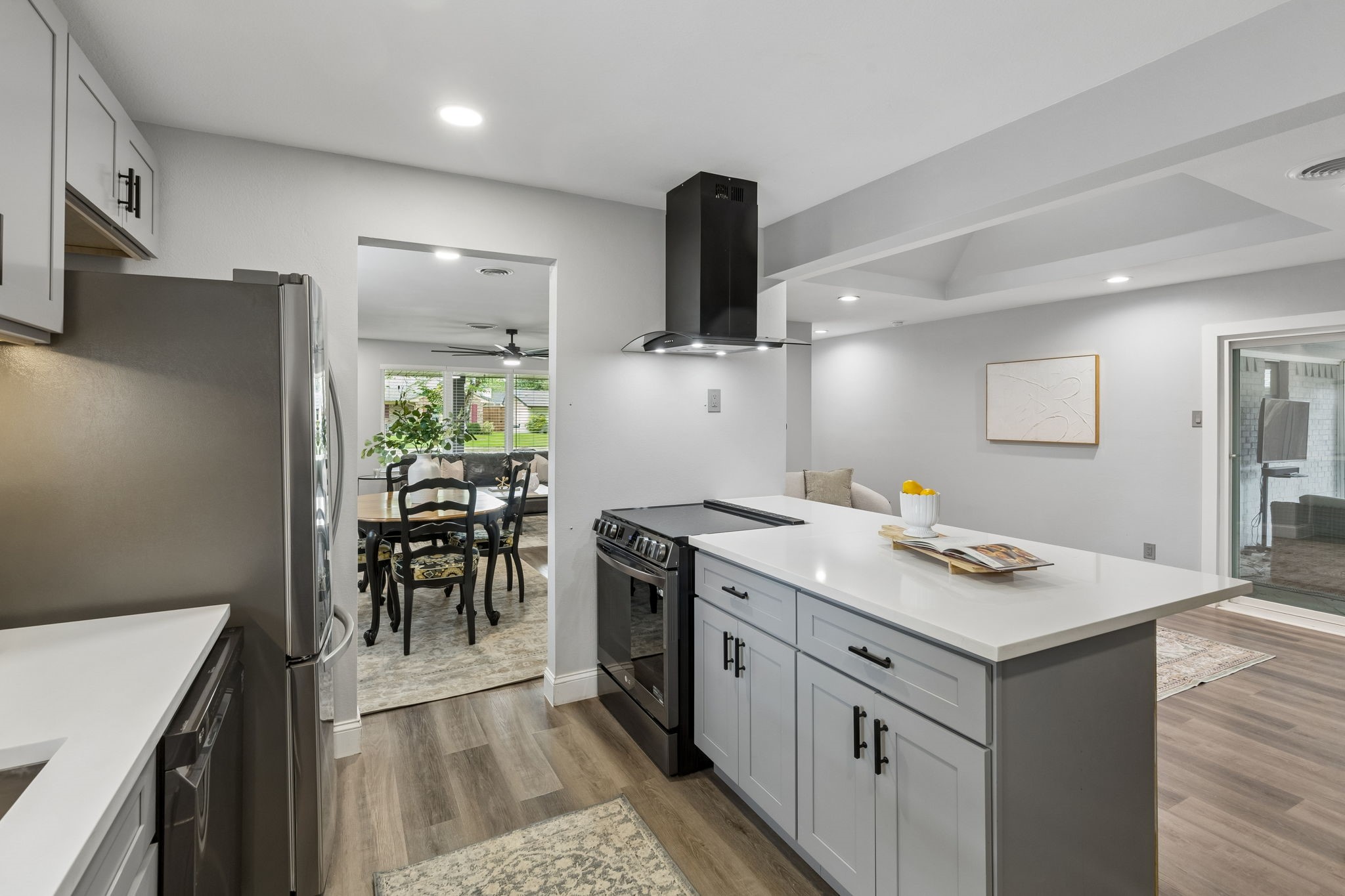 10612 Estate Lane Dallas TX 75238