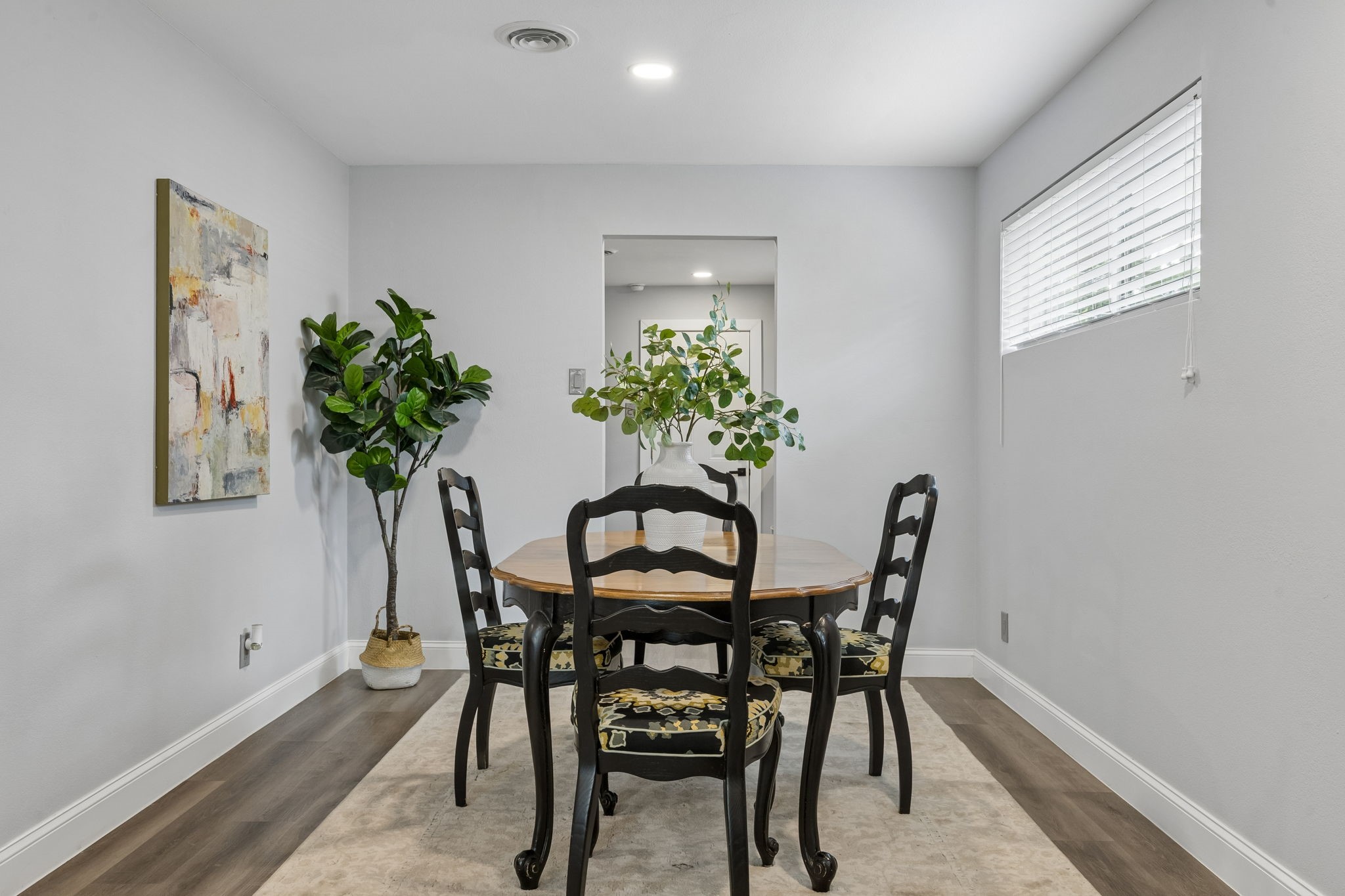 10612 Estate Lane Dallas TX 75238