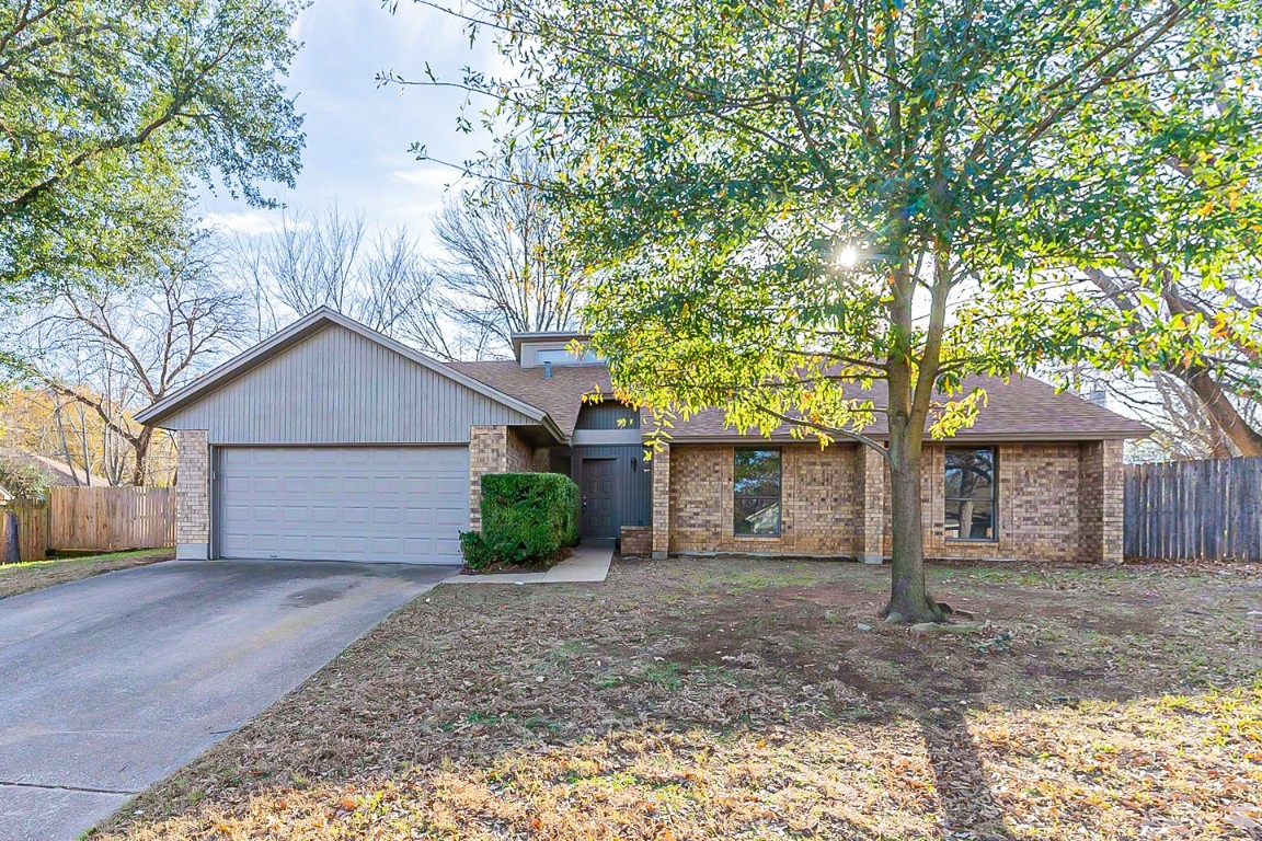 4206 Oakside Court Arlington TX 76016