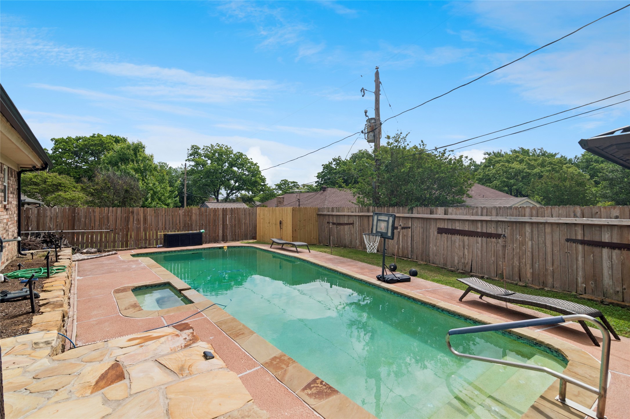 5214 Rustle Leaf Drive Arlington TX 76017