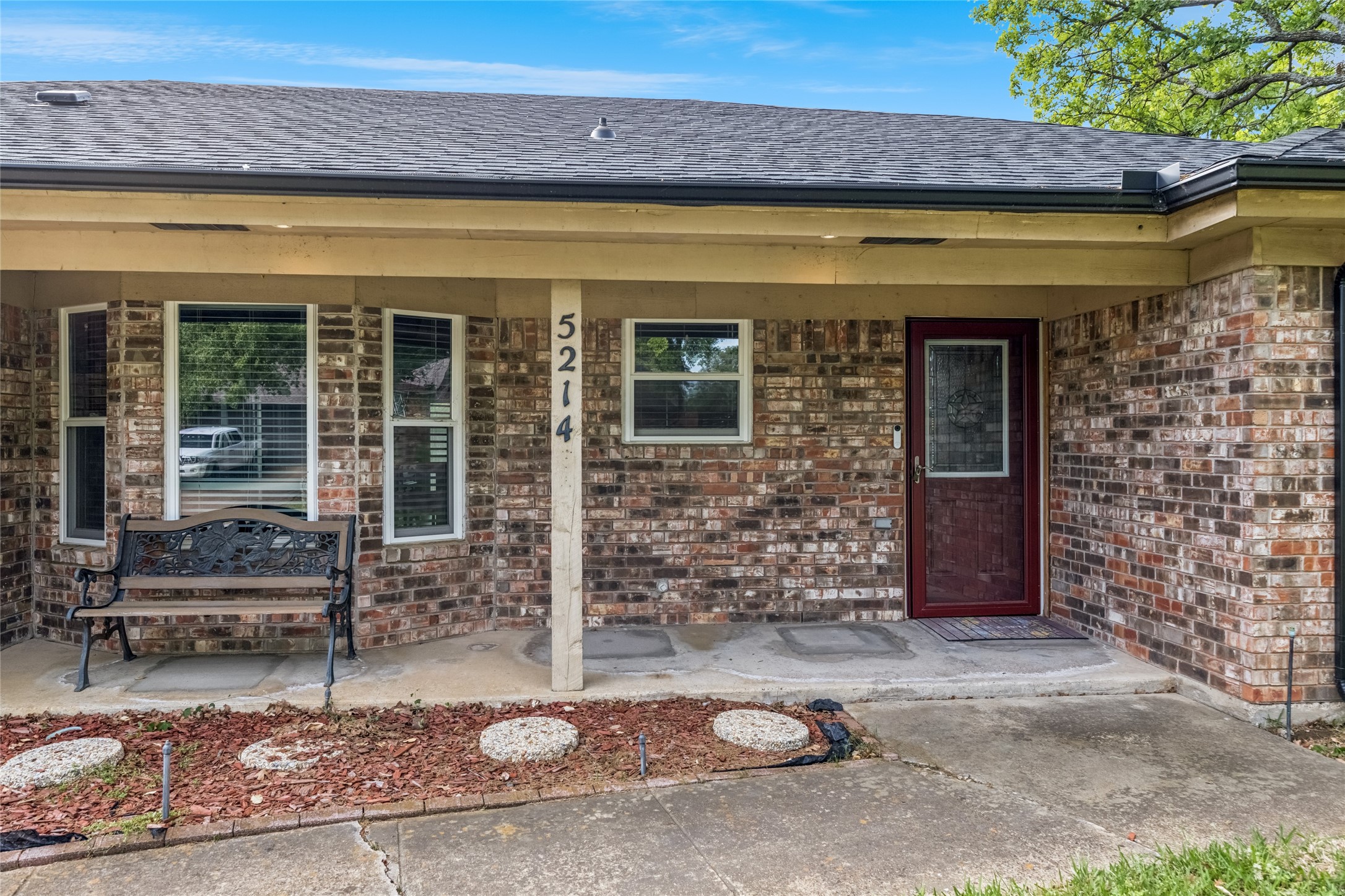 5214 Rustle Leaf Drive Arlington TX 76017