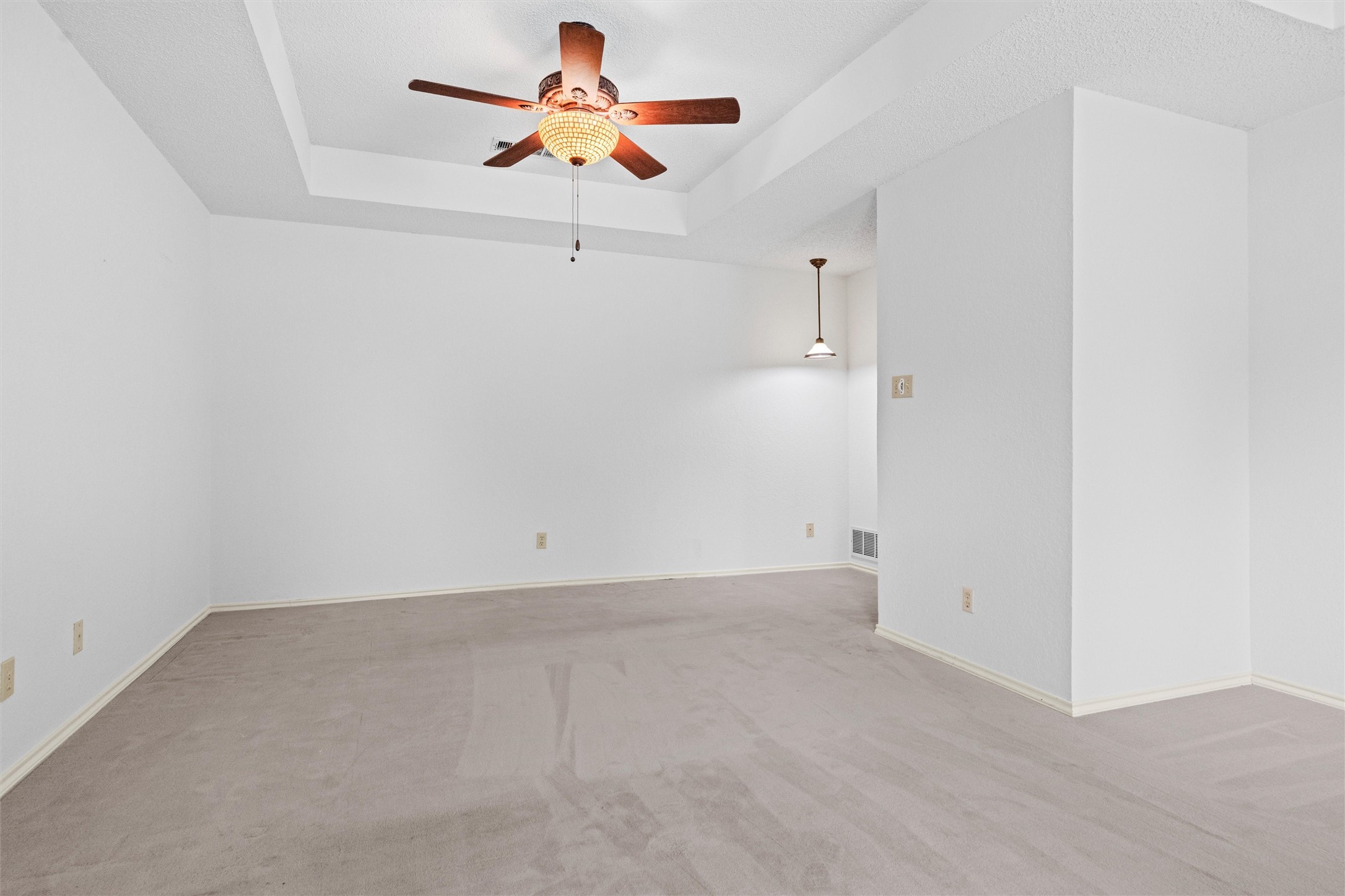 4930 High Creek Drive Arlington TX 76017