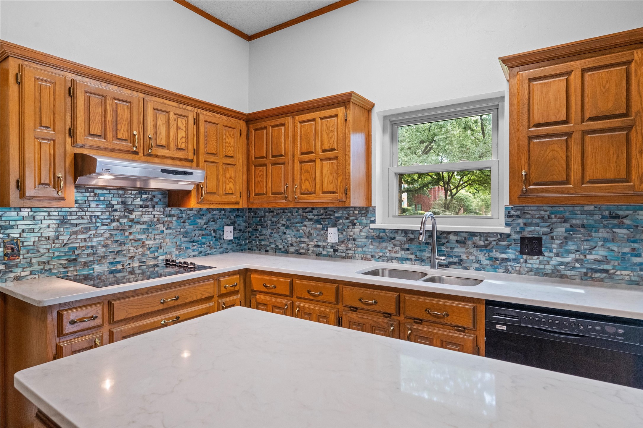 4930 High Creek Drive Arlington TX 76017