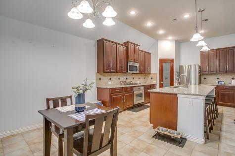 961 Tara Drive Burleson TX 76028
