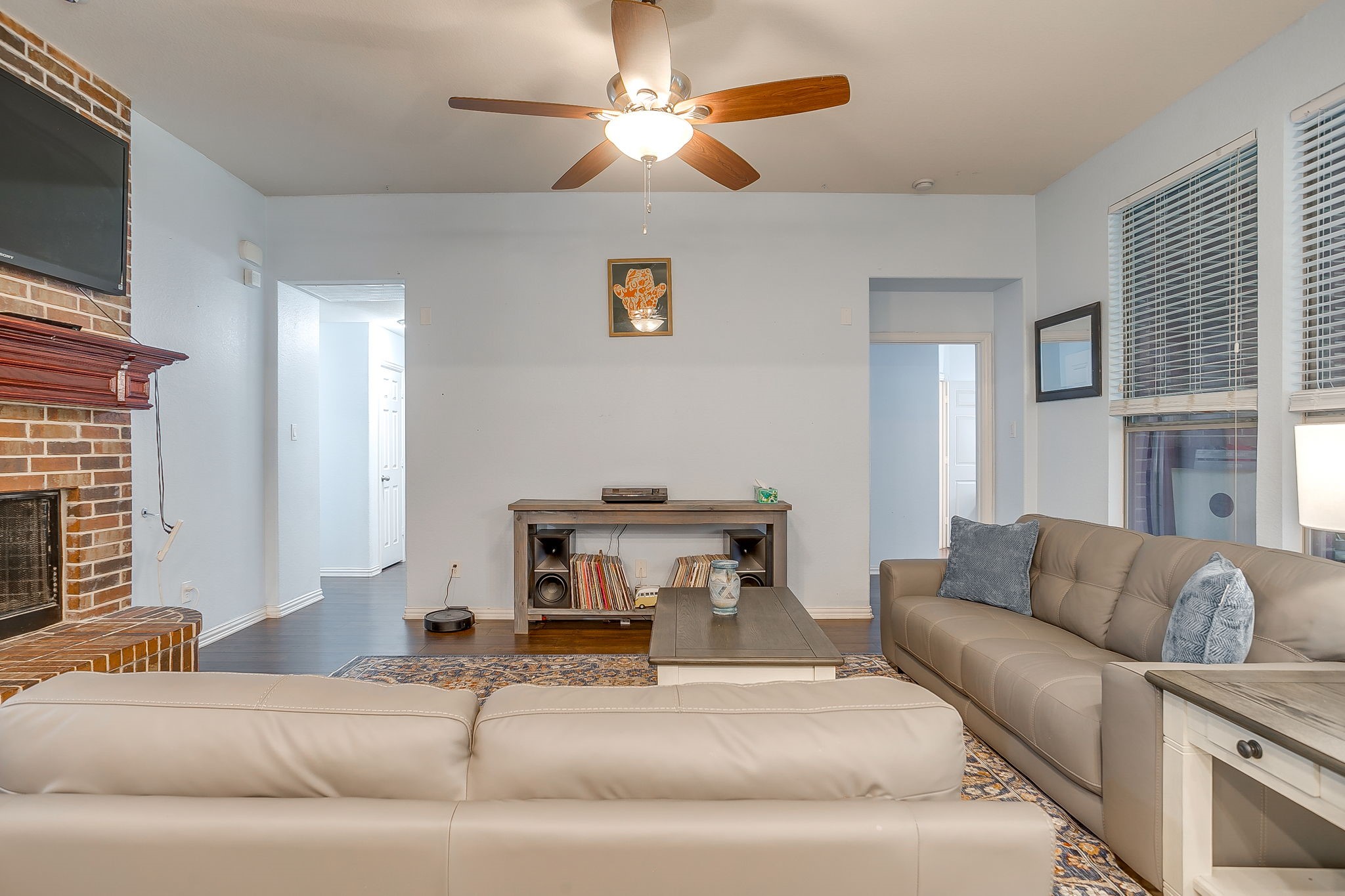961 Tara Drive Burleson TX 76028