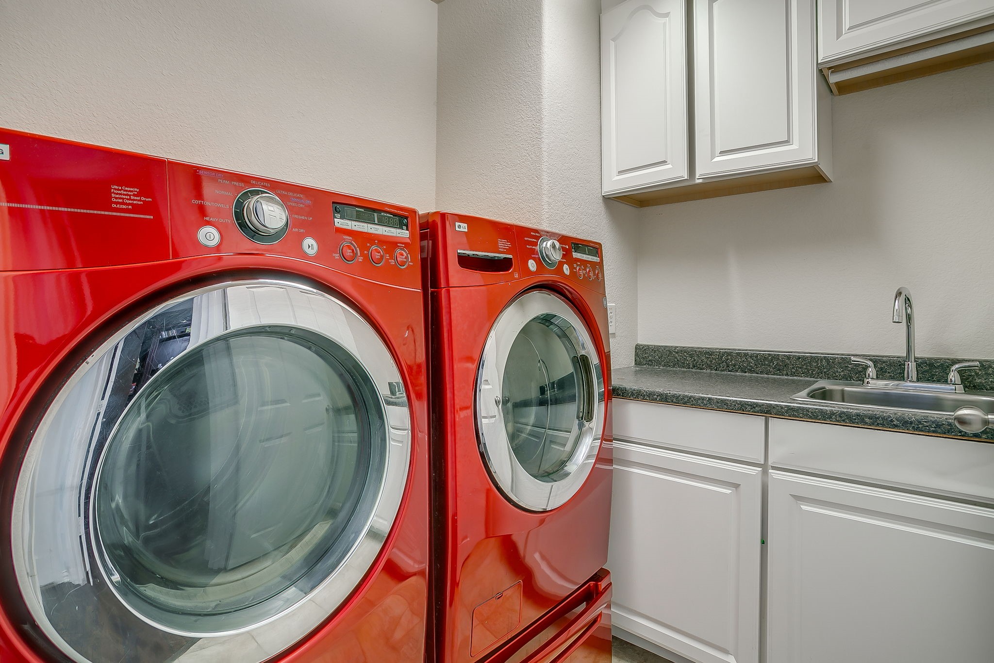 961 Tara Drive Burleson TX 76028