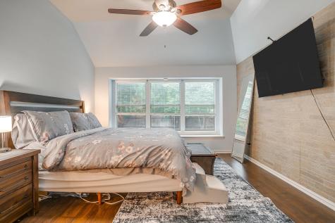961 Tara Drive Burleson TX 76028