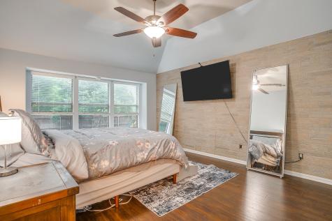 961 Tara Drive Burleson TX 76028