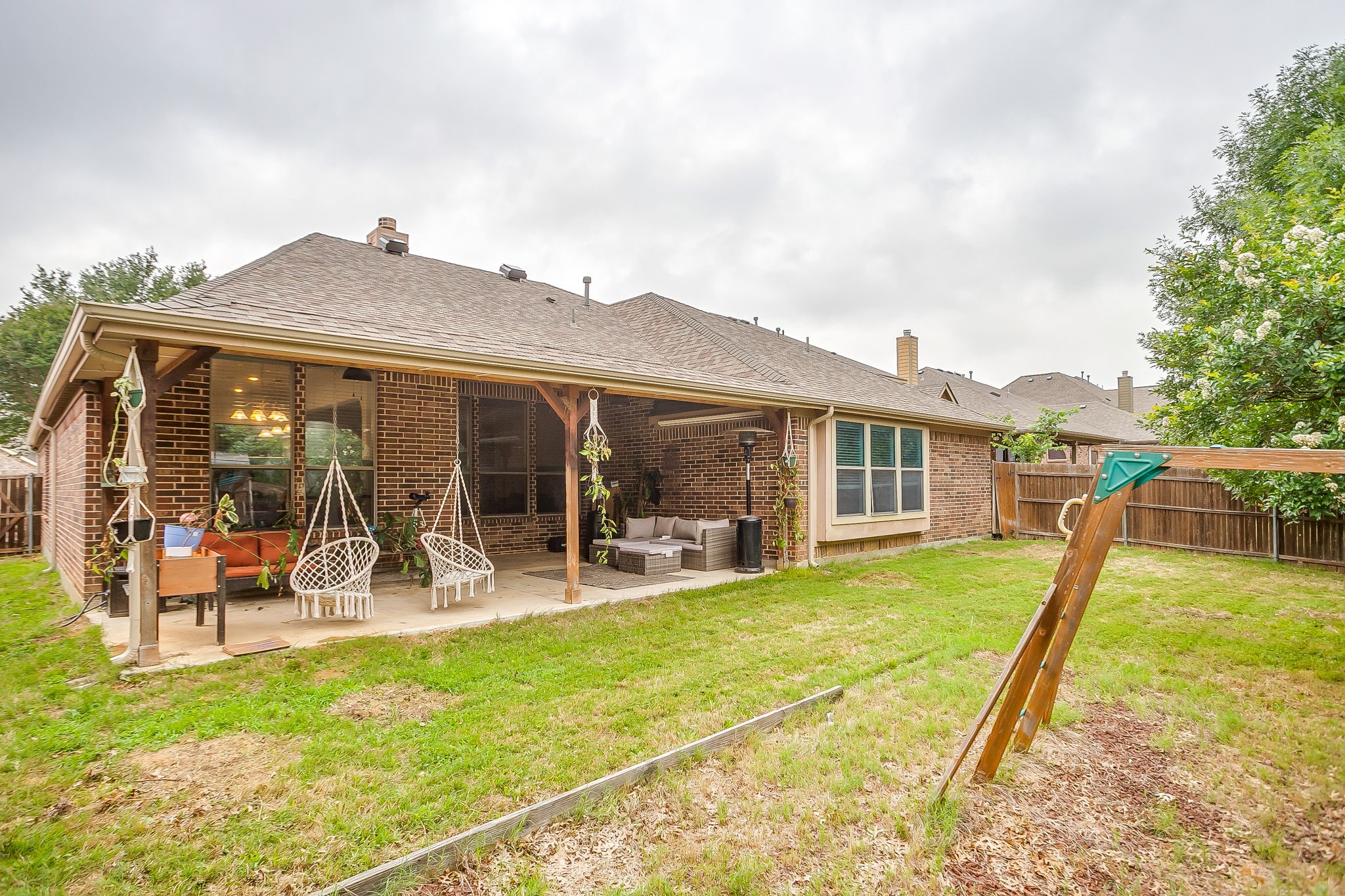961 Tara Drive Burleson TX 76028