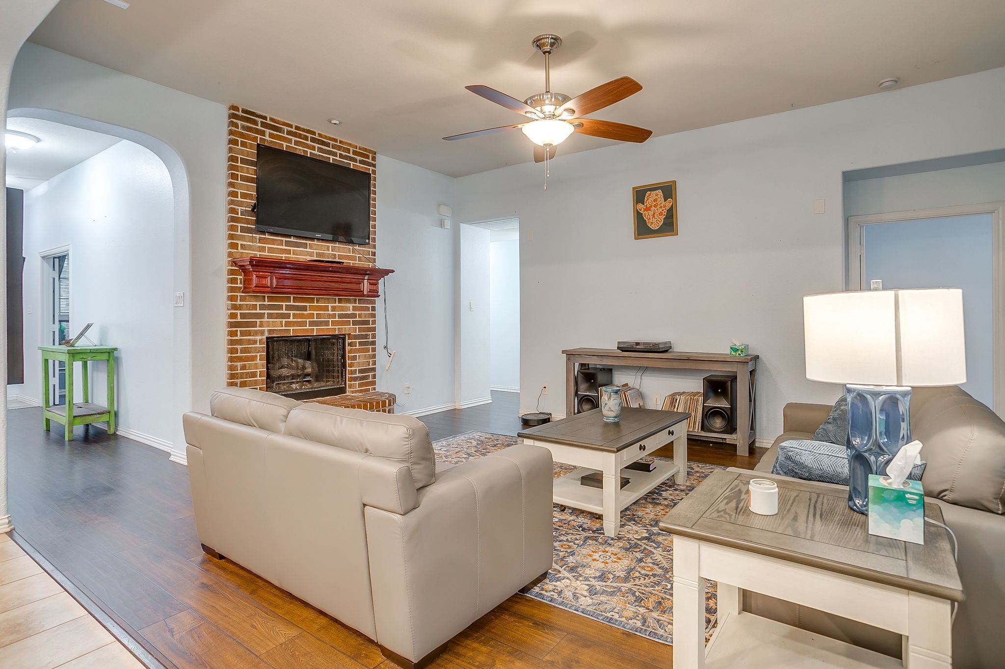 961 Tara Drive Burleson TX 76028