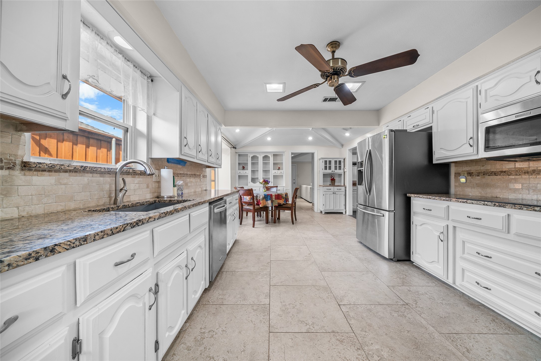 9727 Amberley Drive Dallas TX 75243