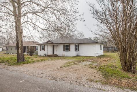 205 Garver Street Van Alstyne TX 75495