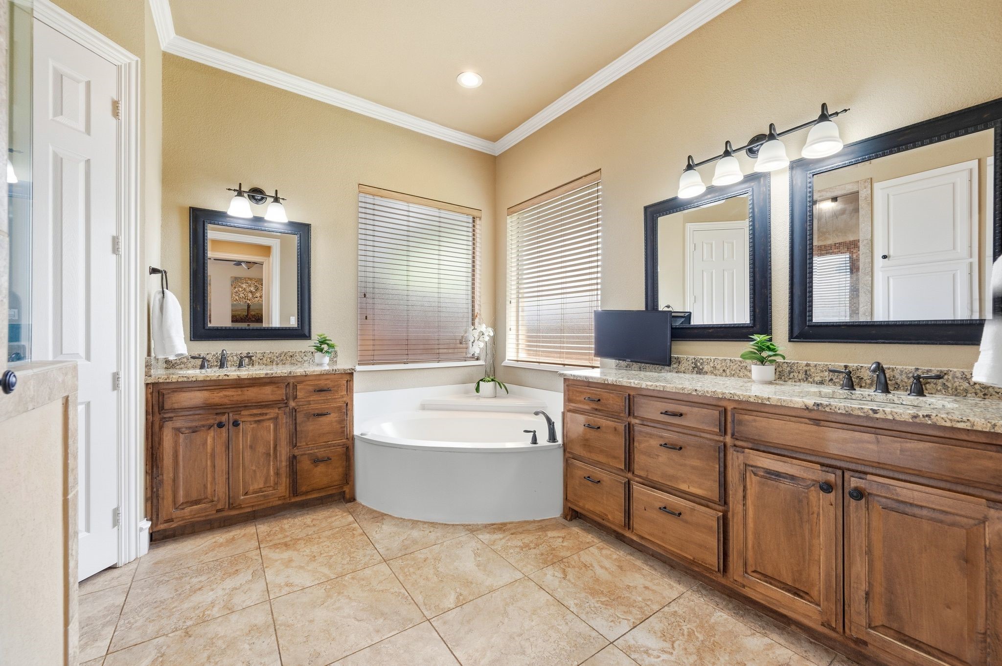 18 Jamie Court Trophy Club TX 76262