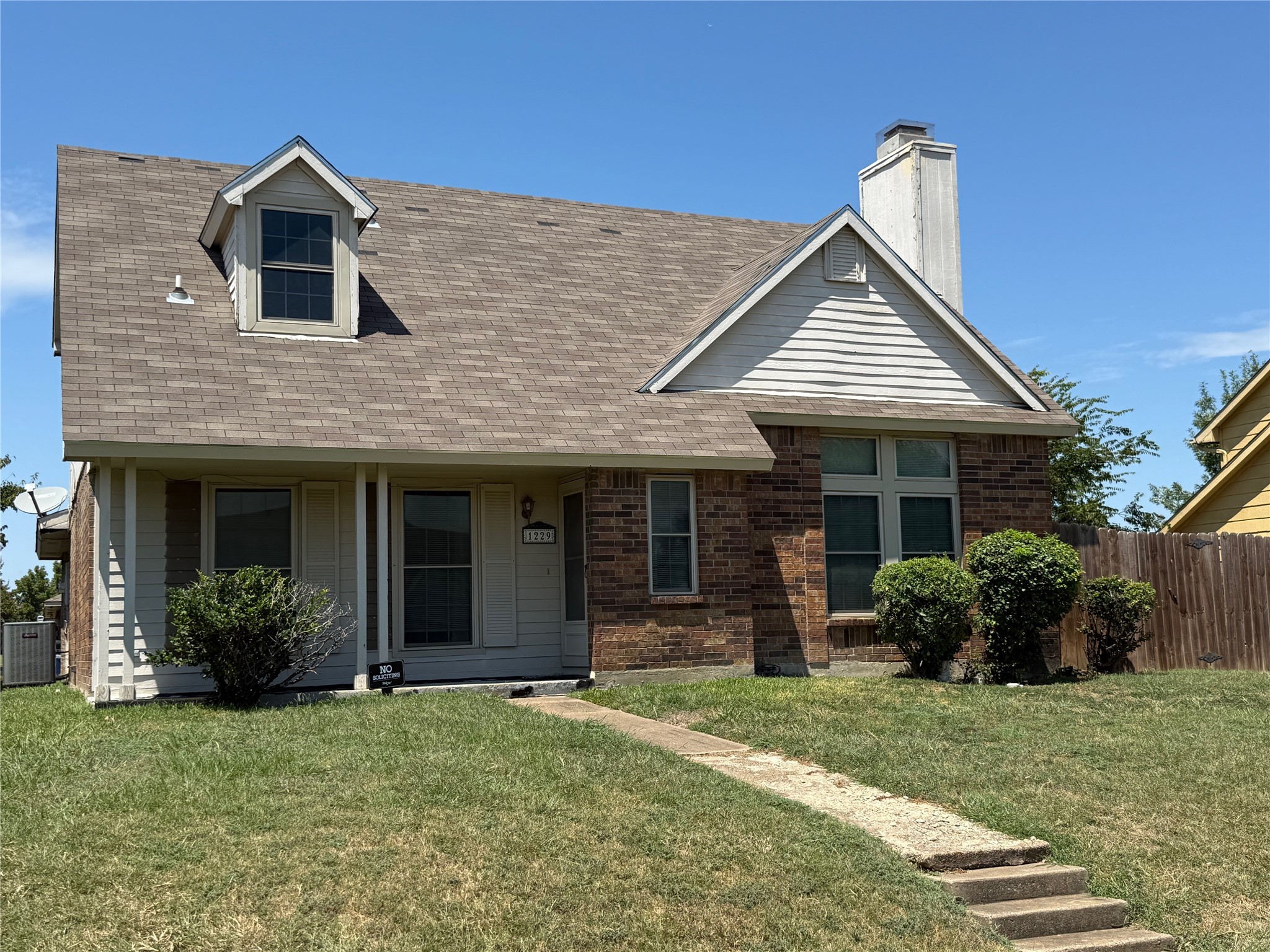 1229 Greenbriar Lane Lancaster TX 75146
