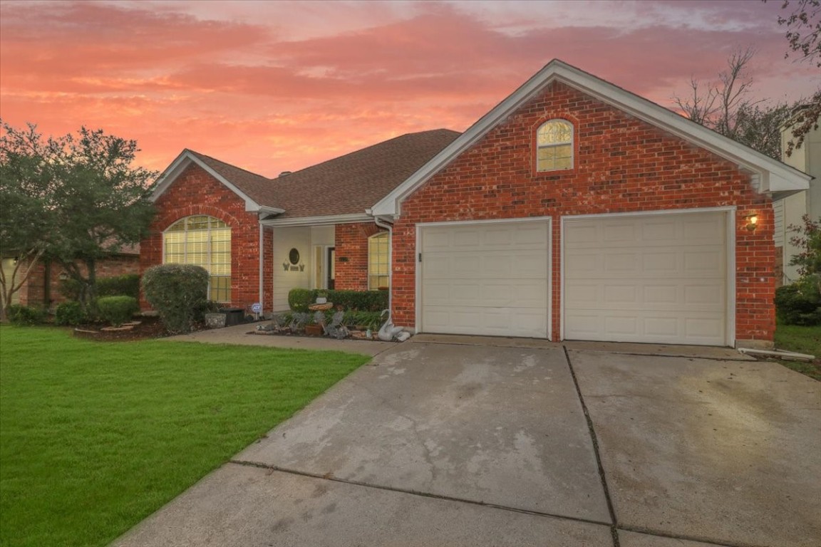 4437 Columbia Street Grand Prairie TX 75052