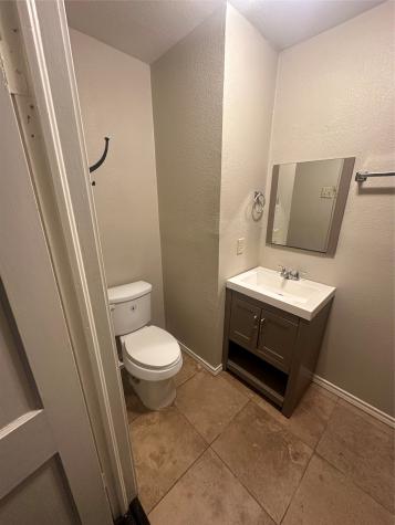 701 Hulme Street Bowie TX 76230