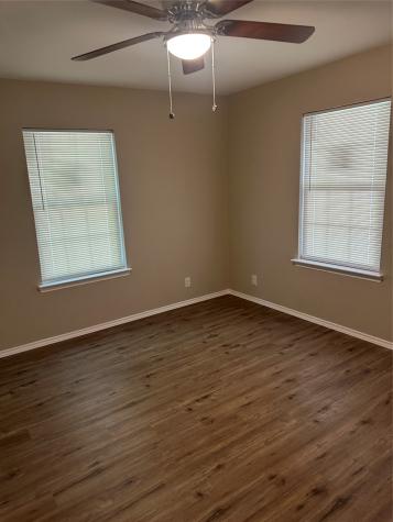 701 Hulme Street Bowie TX 76230