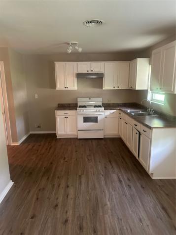 701 Hulme Street Bowie TX 76230
