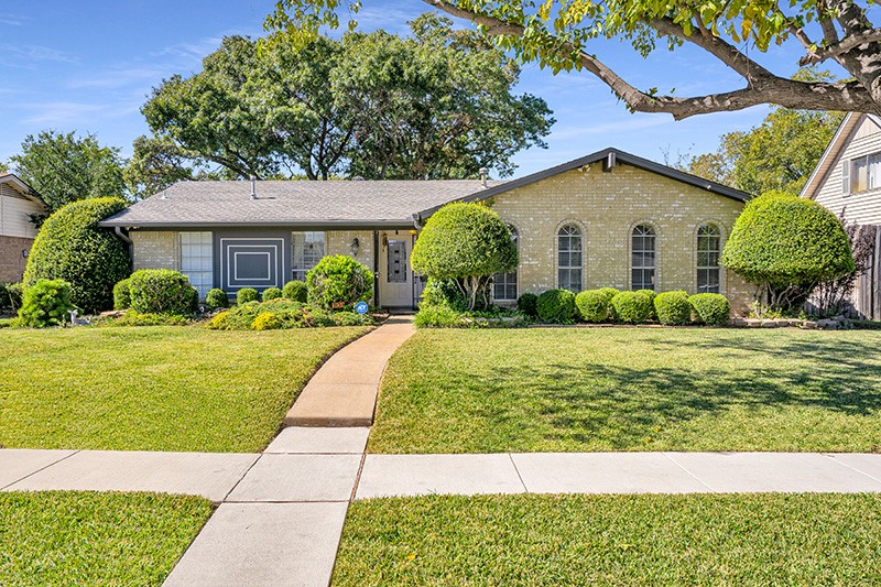 704 Rollingwood Drive Richardson TX 75081