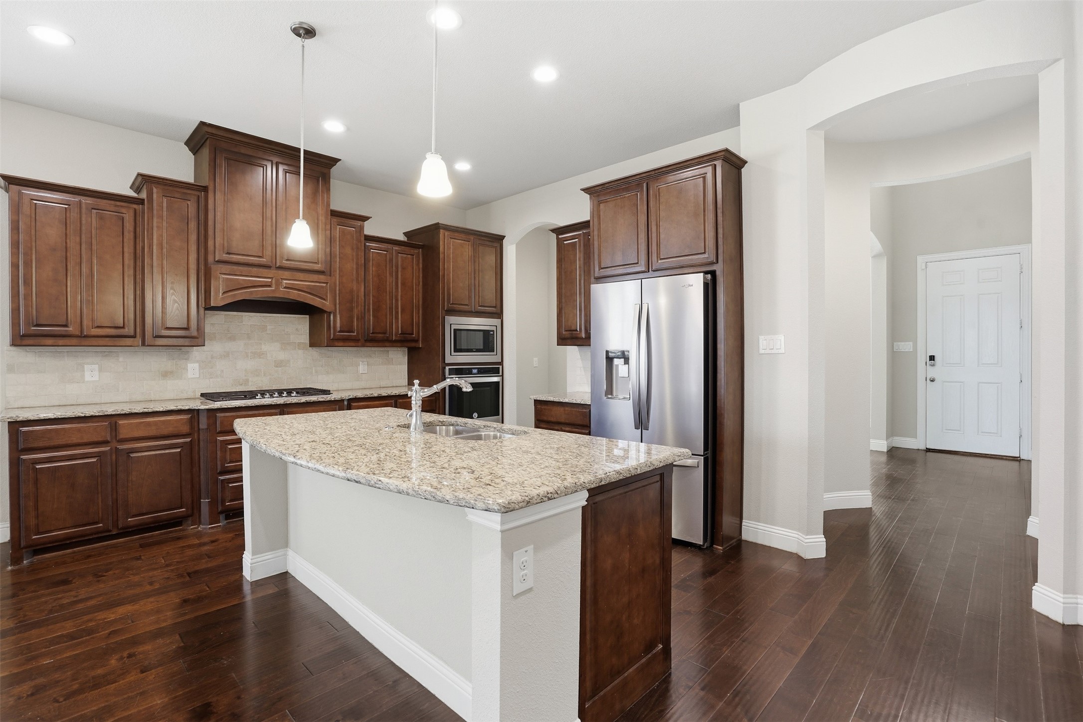 1808 Graham Way Mansfield TX 76063