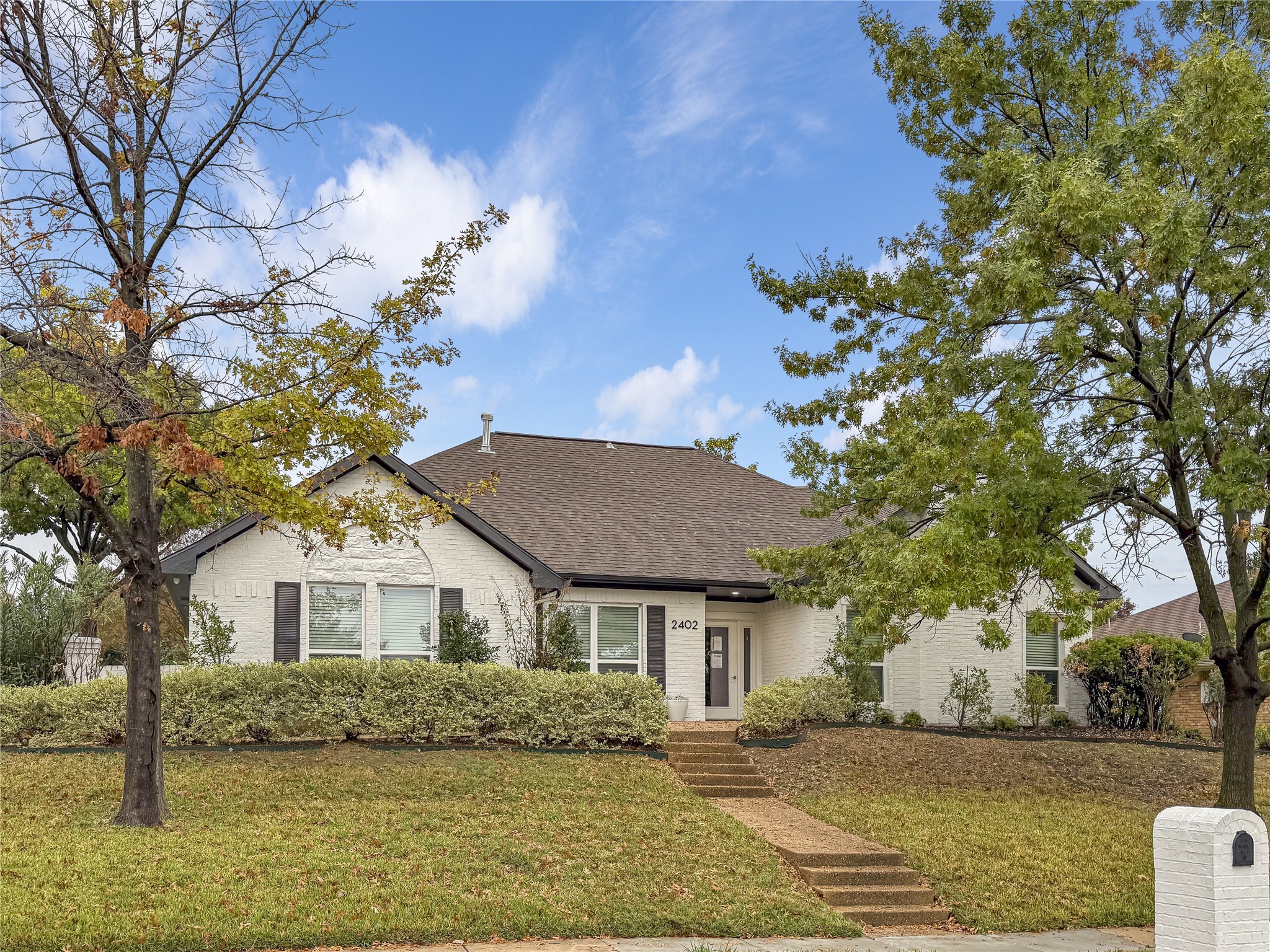 2402 Country Valley Road Garland TX 75041