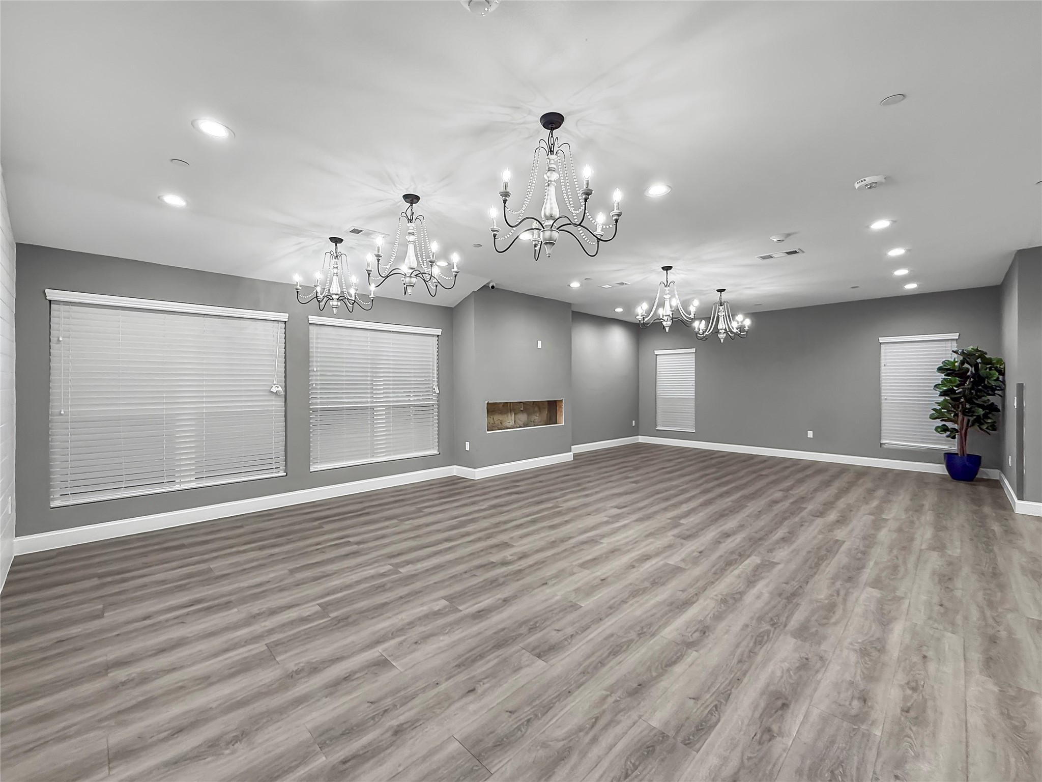 2402 Country Valley Road Garland TX 75041