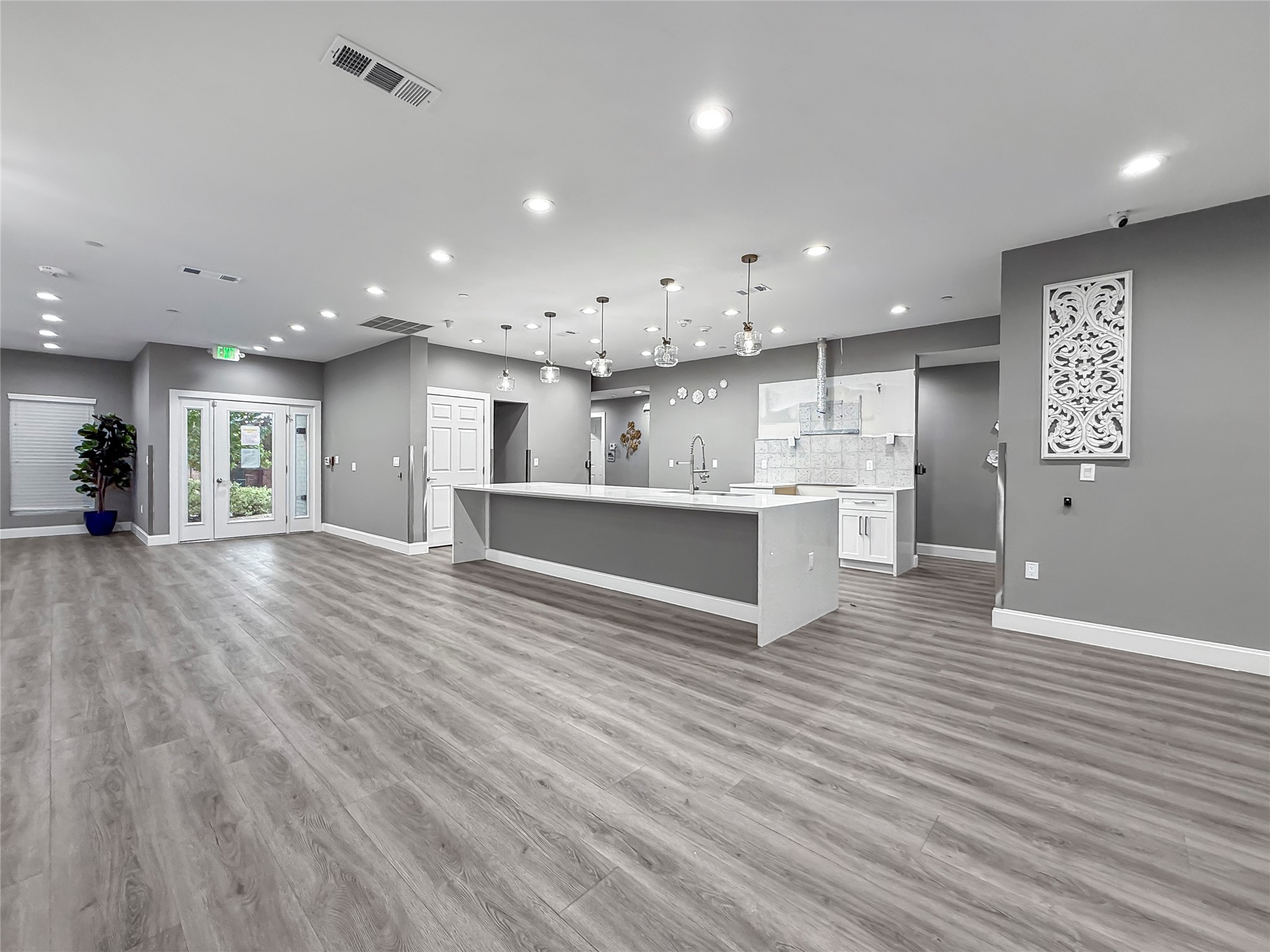 2402 Country Valley Road Garland TX 75041