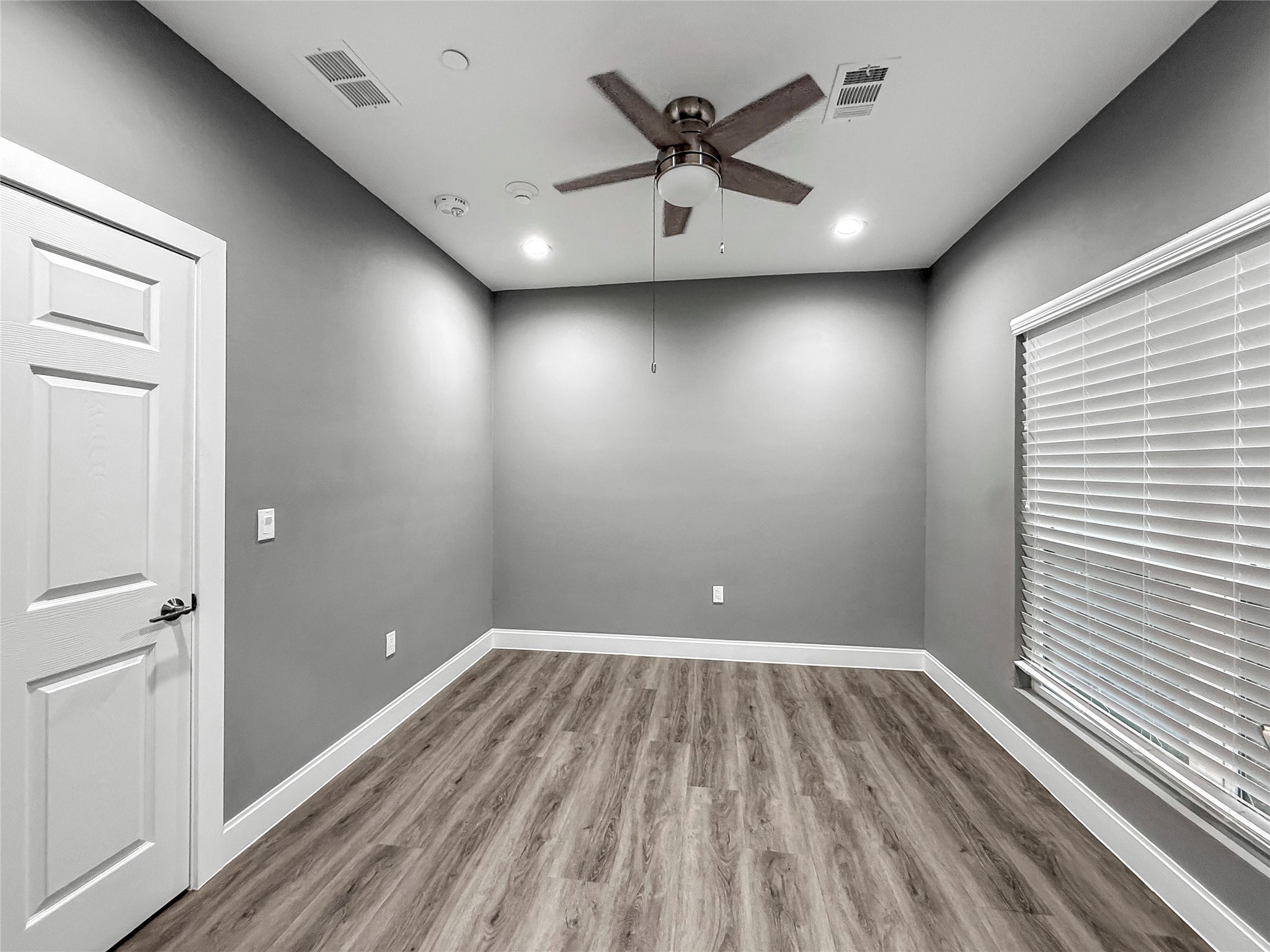 2402 Country Valley Road Garland TX 75041