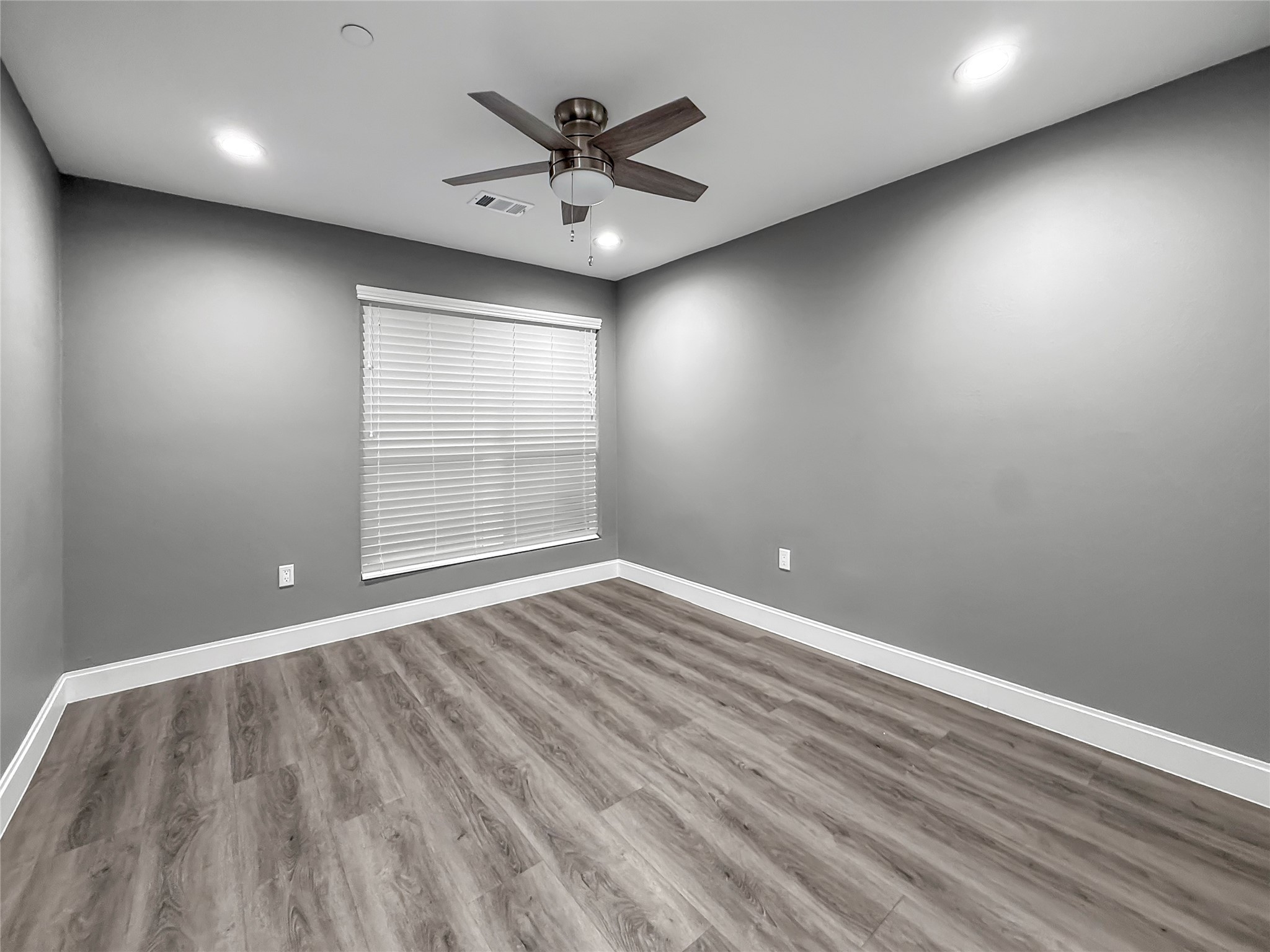 2402 Country Valley Road Garland TX 75041