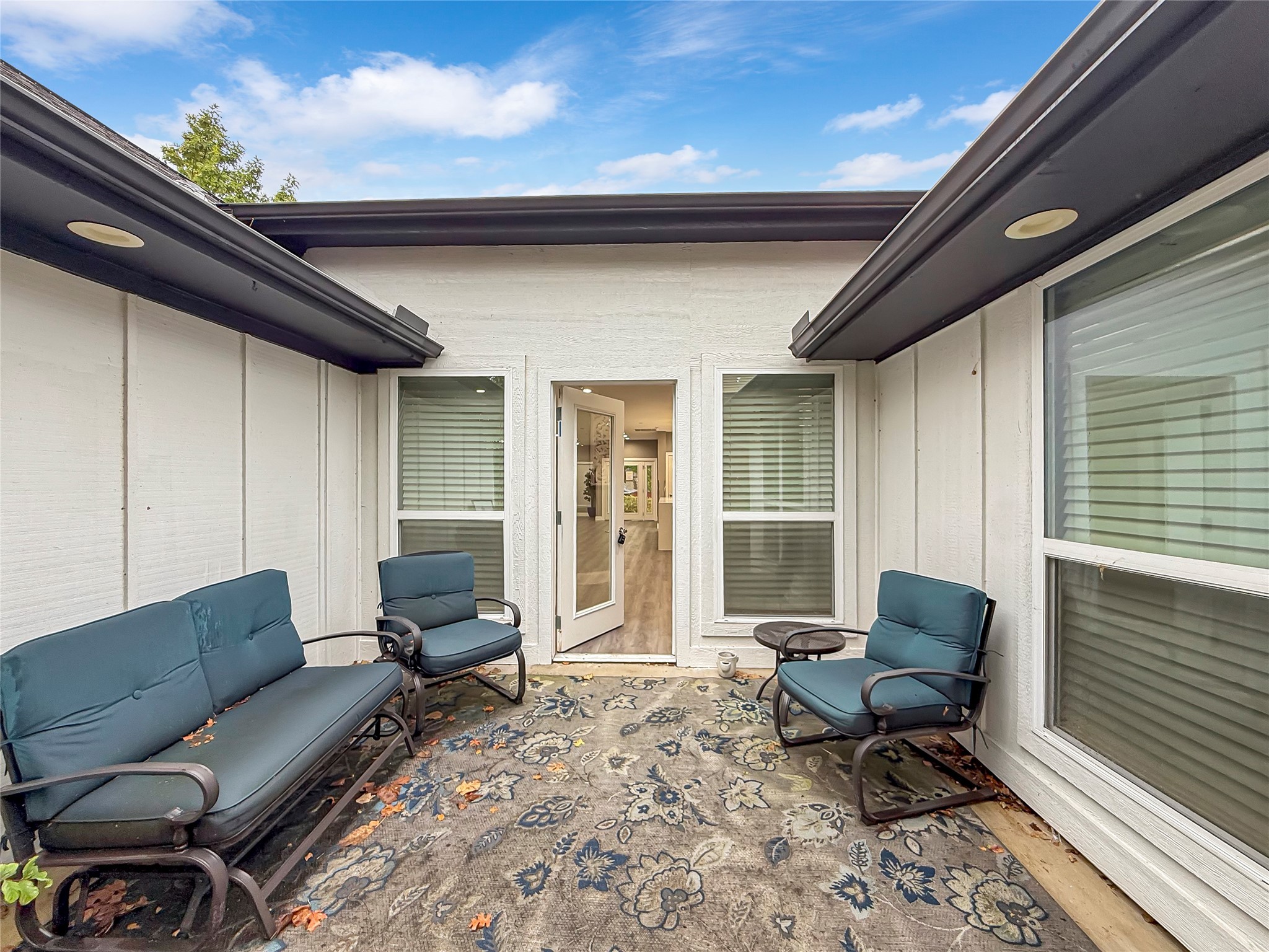 2402 Country Valley Road Garland TX 75041