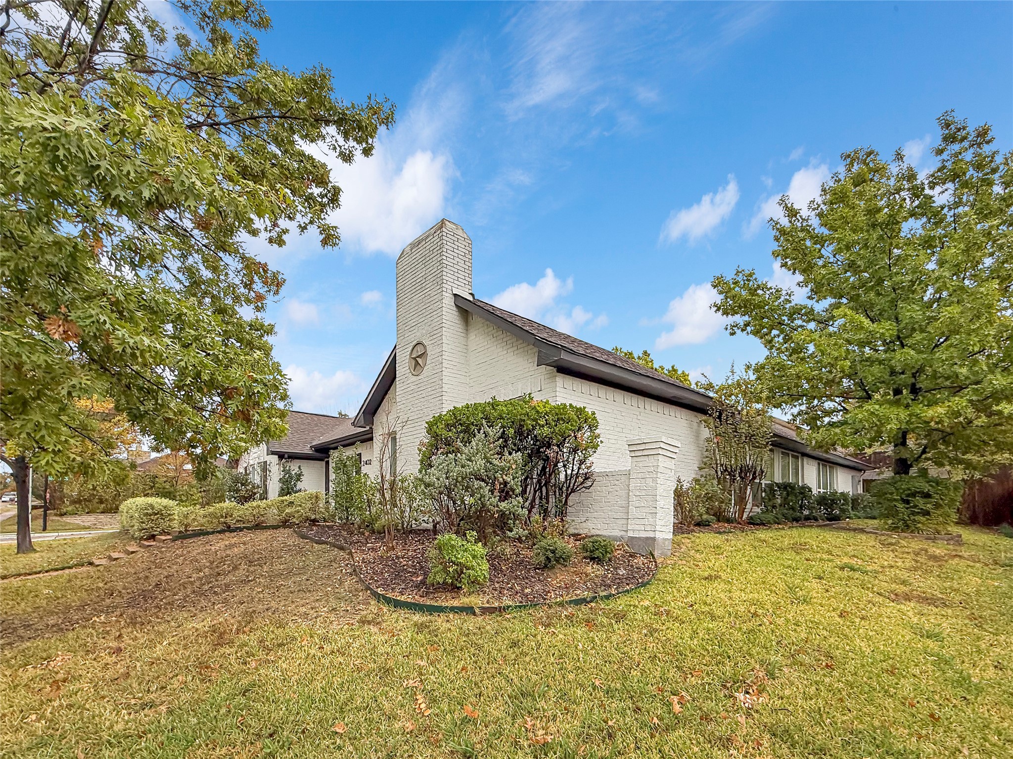 2402 Country Valley Road Garland TX 75041