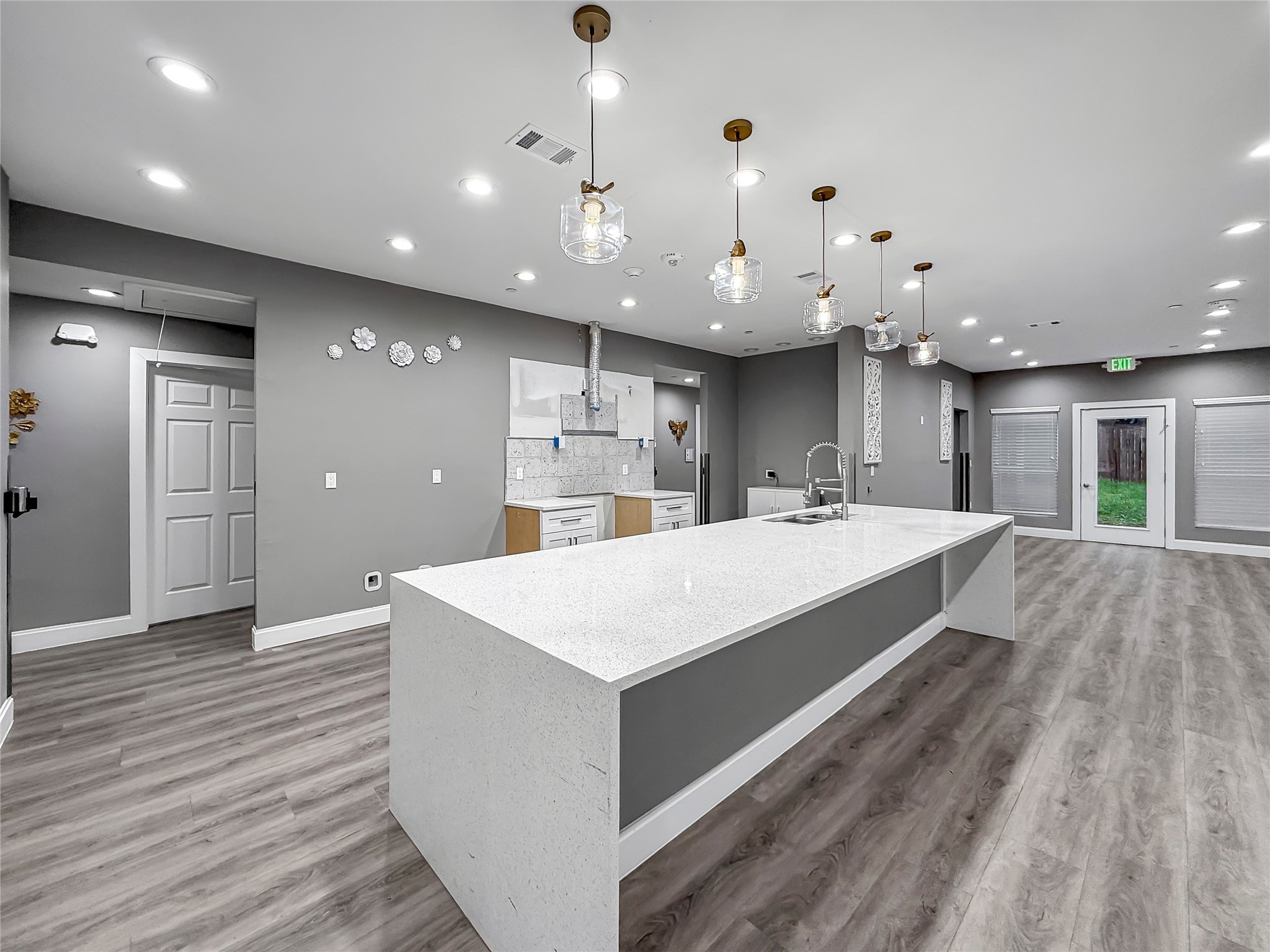 2402 Country Valley Road Garland TX 75041