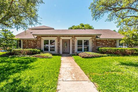 1422 Pine Hill Drive Garland TX 75043