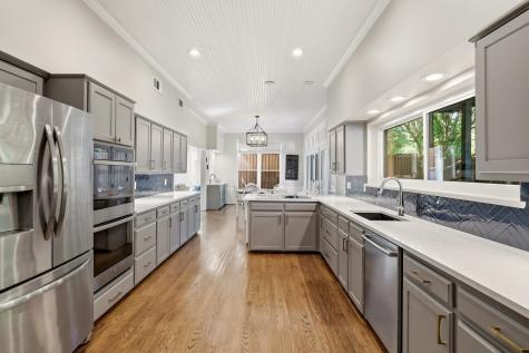8814 Sanshire Avenue Dallas TX 75231