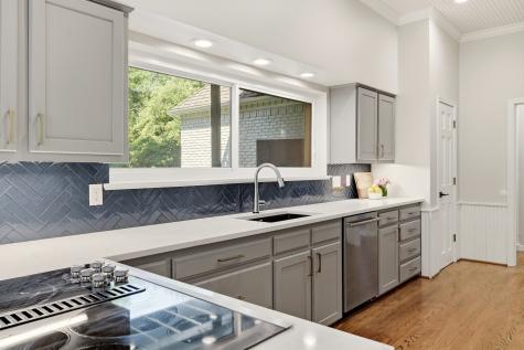 8814 Sanshire Avenue Dallas TX 75231