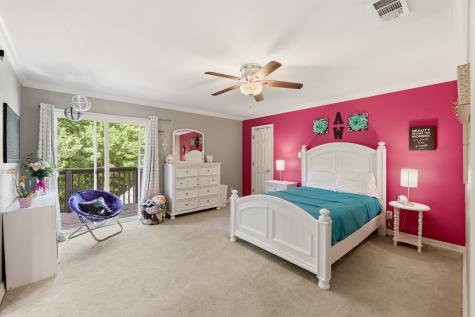 8814 Sanshire Avenue Dallas TX 75231