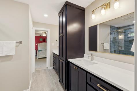 8814 Sanshire Avenue Dallas TX 75231