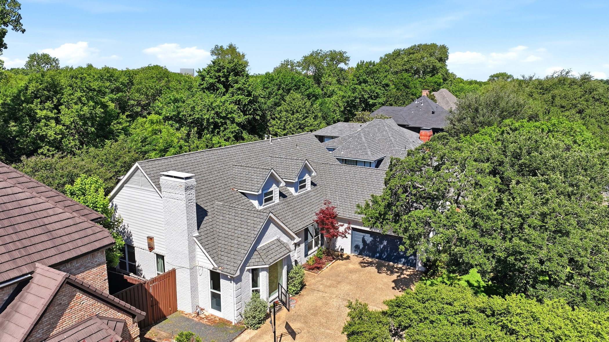 8814 Sanshire Avenue Dallas TX 75231