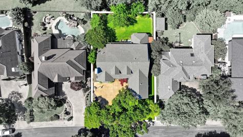 8814 Sanshire Avenue Dallas TX 75231
