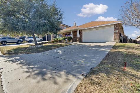 341 Windy Hill Lane Fort Worth TX 76108